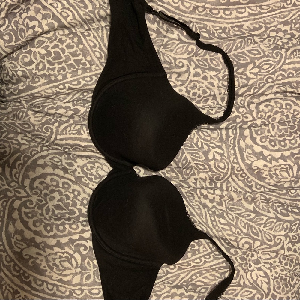 NWT Victoria’s Secret Body by Victoria Black Bra
